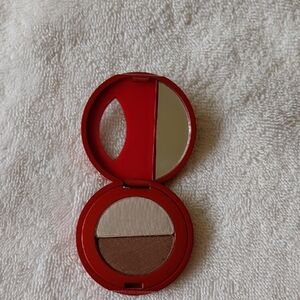Compact Duo Eyeshadow in Red - Shimmery Champagne & Warm Brown